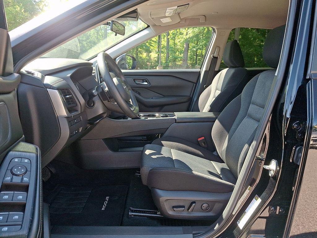used 2024 Nissan Rogue car, priced at $21,401