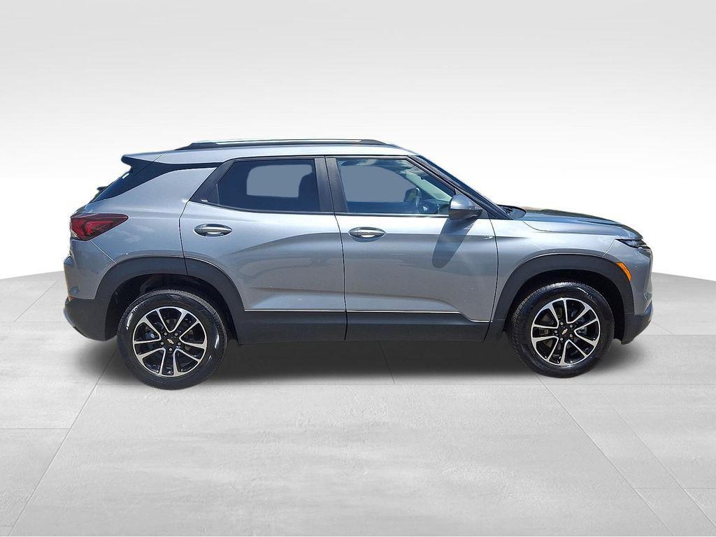 used 2024 Chevrolet TrailBlazer car, priced at $22,301