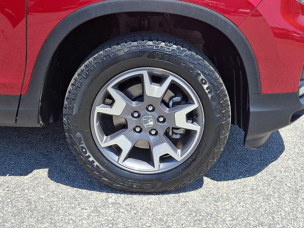 used 2023 Honda Passport car, priced at $33,997