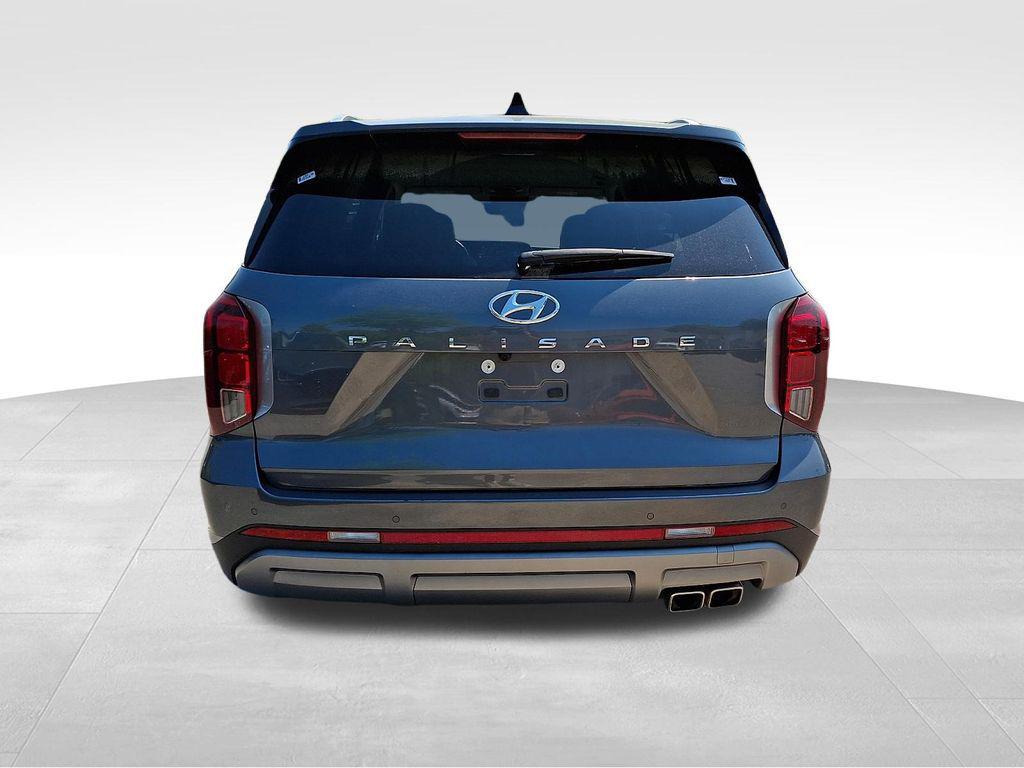 used 2024 Hyundai Palisade car, priced at $32,401