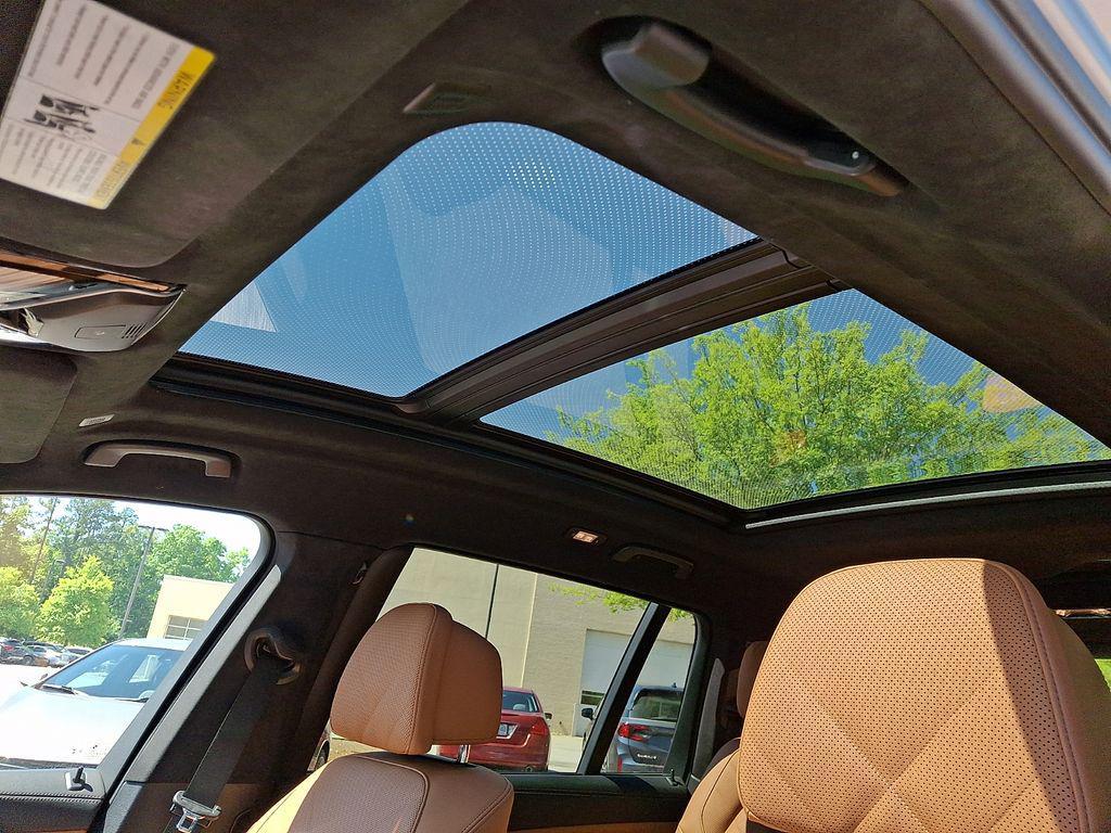 used 2023 BMW X7 car, priced at $45,101