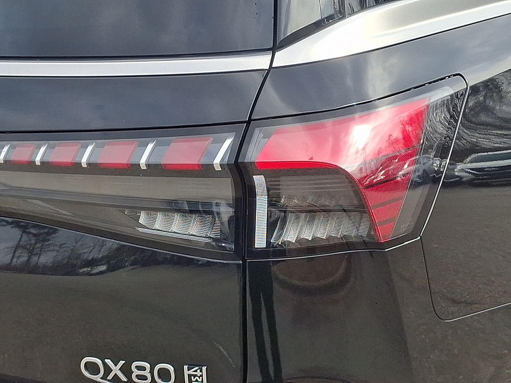 used 2025 INFINITI QX80 car, priced at $76,997