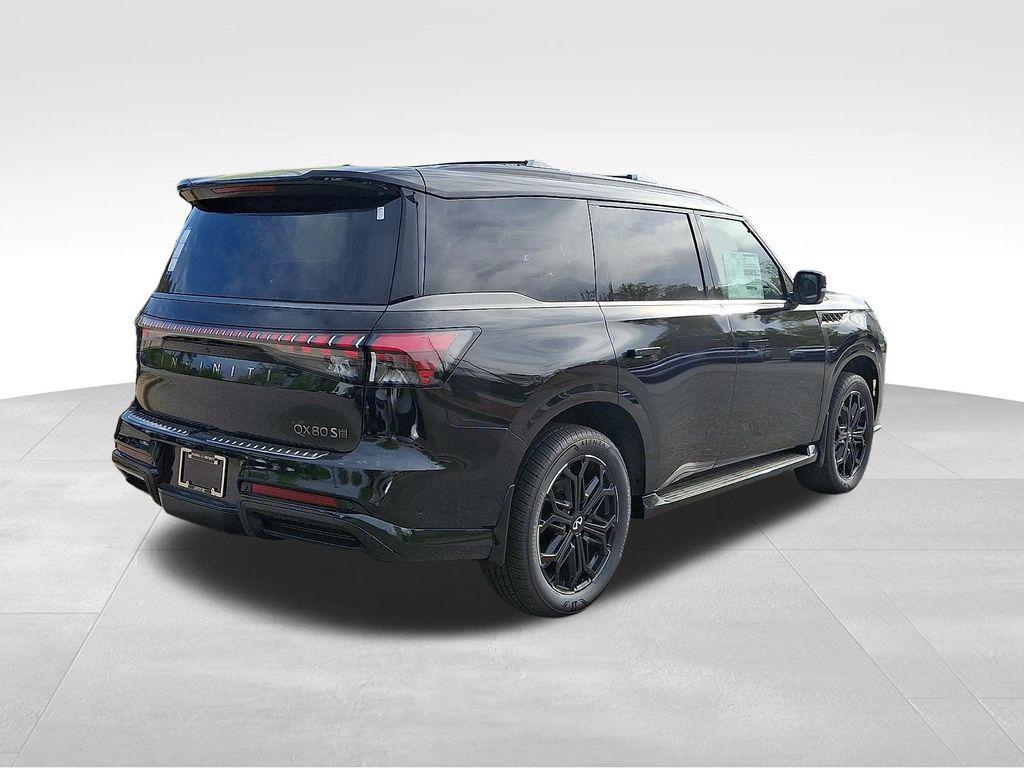 new 2026 INFINITI QX80 car, priced at $91,472
