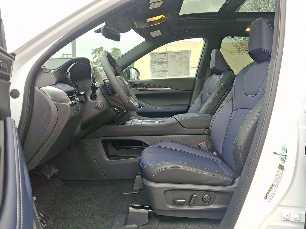 new 2026 INFINITI QX60 car, priced at $56,319