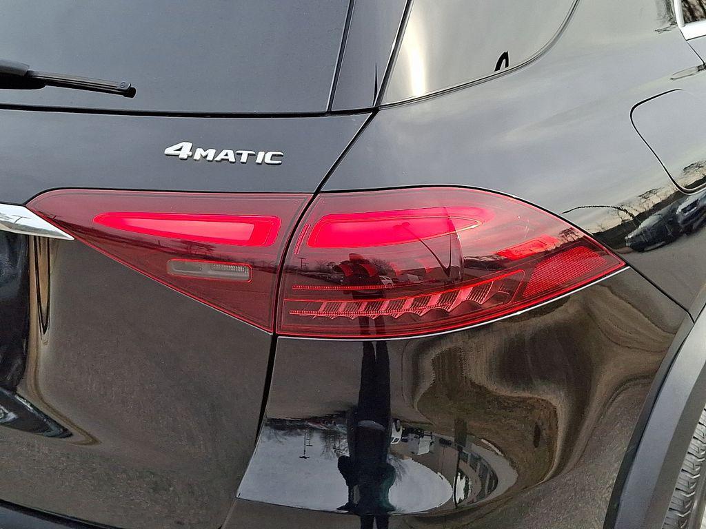 used 2024 Mercedes-Benz GLE 450 Plug-In Hybrid car, priced at $48,809