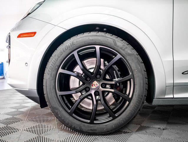 new 2026 Porsche Cayenne car, priced at $152,060
