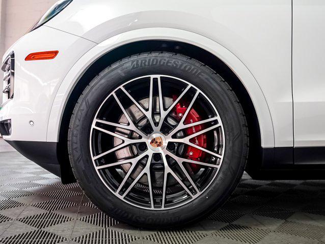 new 2026 Porsche Cayenne car, priced at $131,520