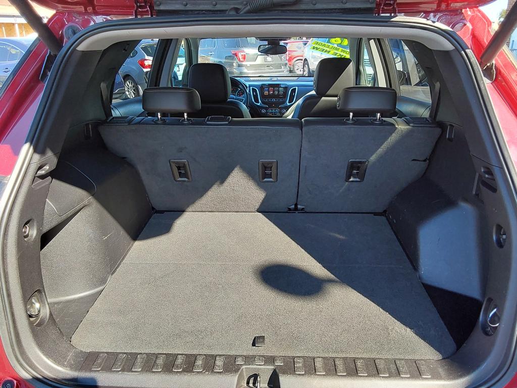 2018 Red Chevrolet Equinox