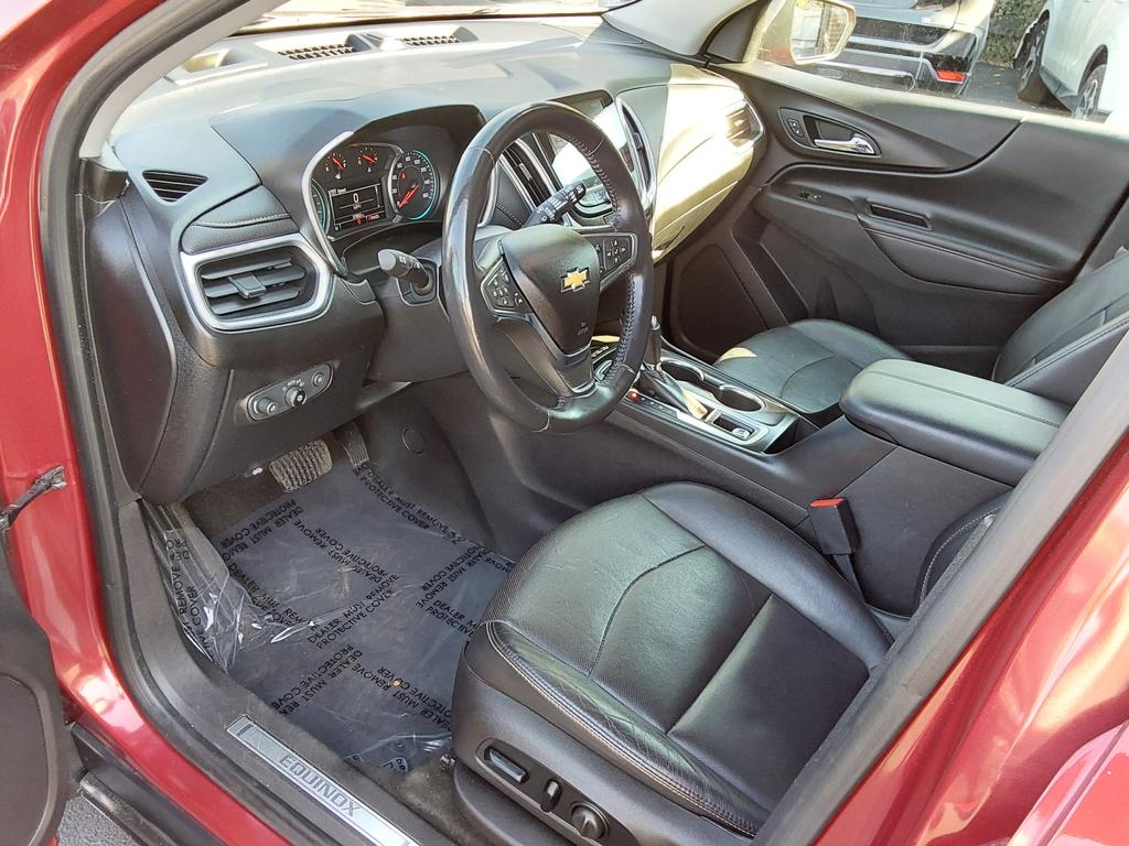 2018 Red Chevrolet Equinox