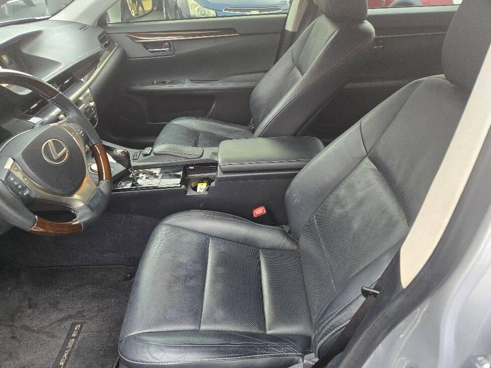 used 2013 Lexus ES 350 car, priced at $15,950