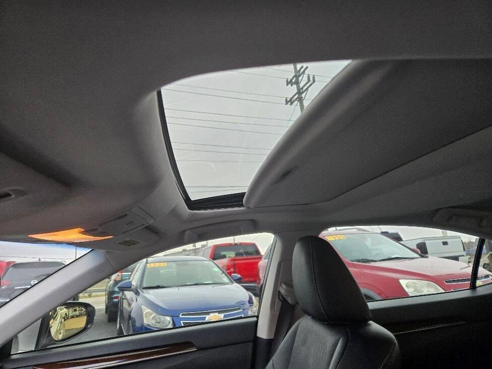 used 2013 Lexus ES 350 car, priced at $15,950