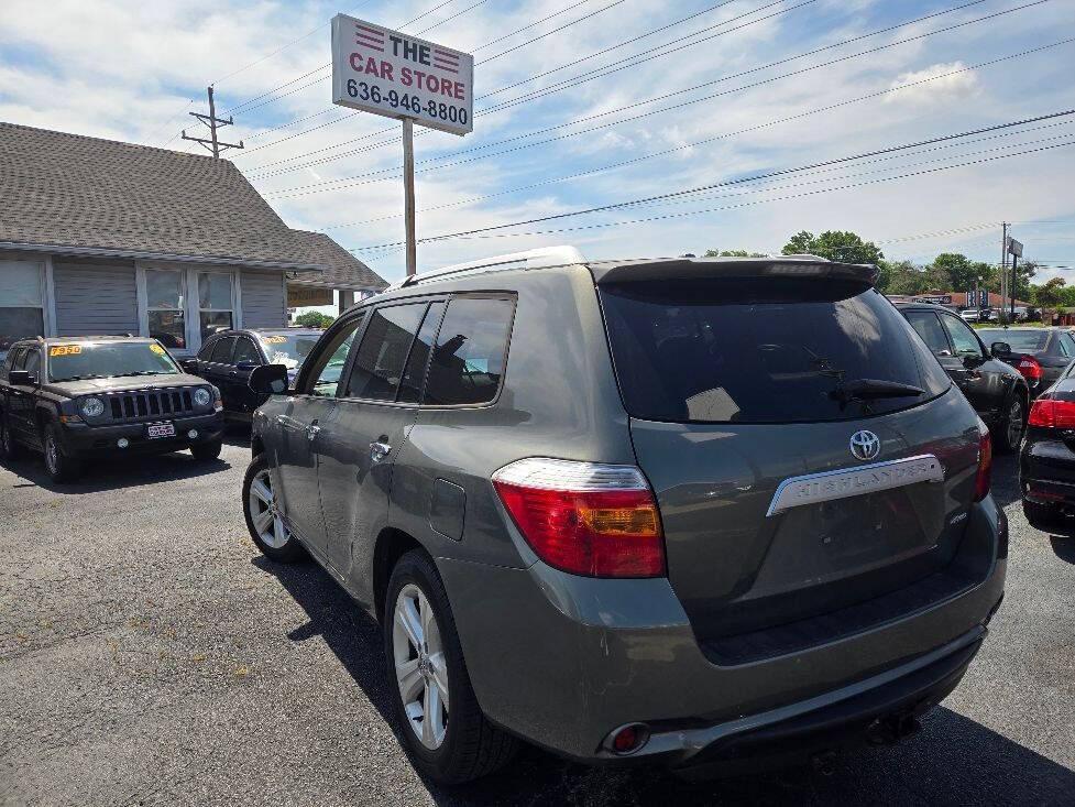used 2010 Toyota Highlander car, priced at $12,550