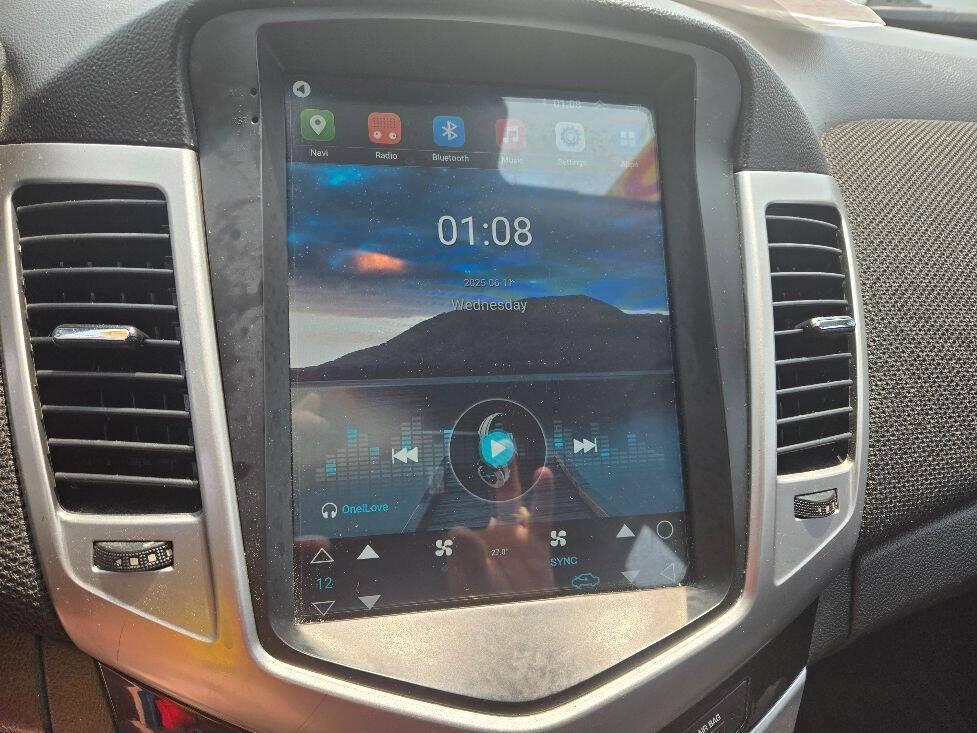 used 2013 Chevrolet Cruze car, priced at $6,950