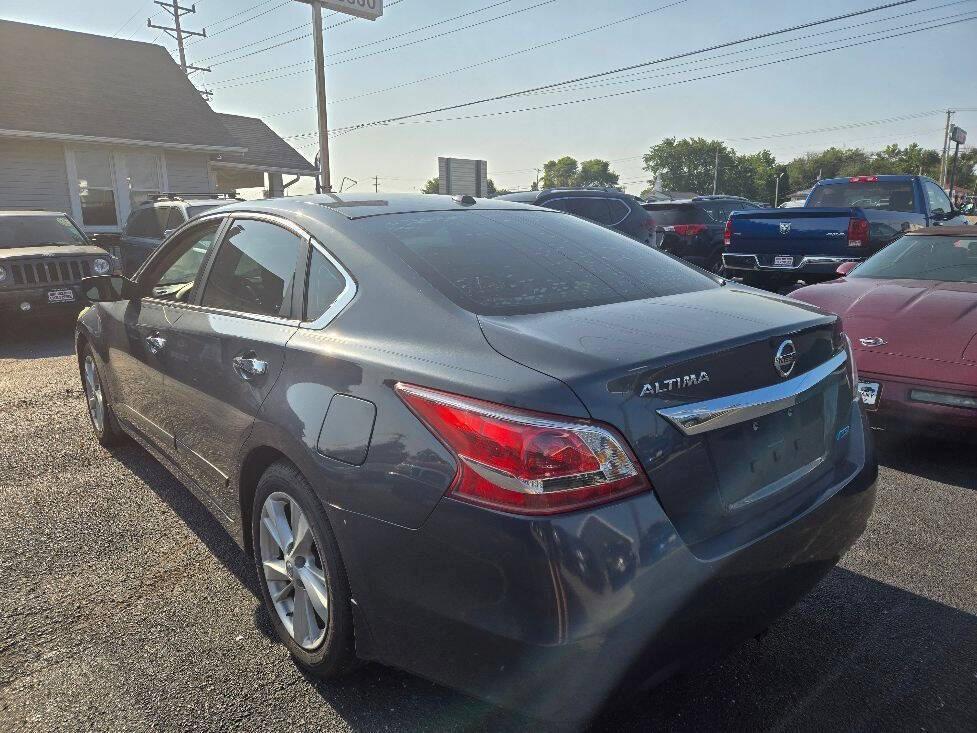 used 2013 Nissan Altima car, priced at $7,950