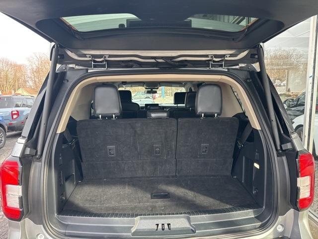 used 2024 Ford Expedition car, priced at $49,187