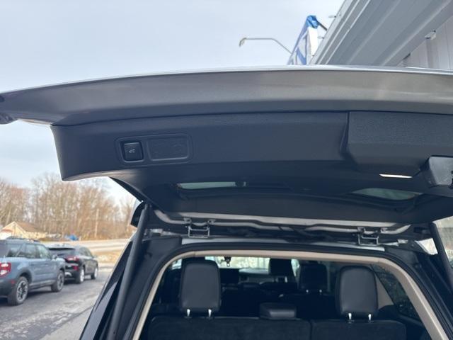 used 2024 Ford Expedition car, priced at $49,187