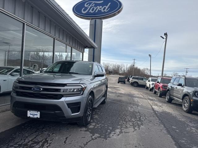 used 2024 Ford Expedition car, priced at $49,187
