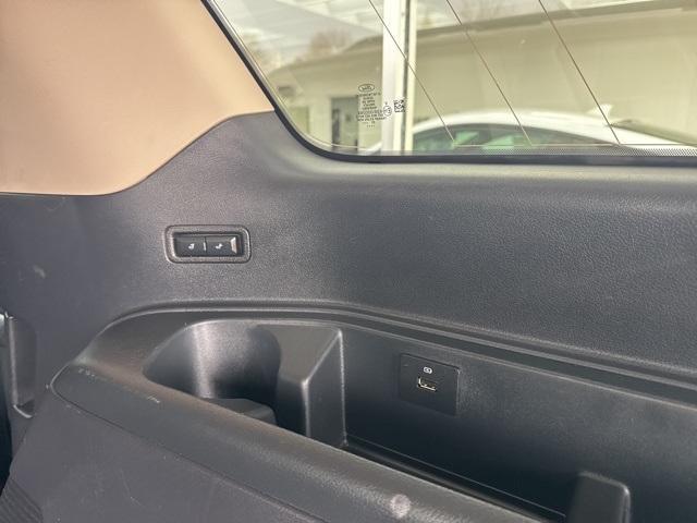 used 2024 Ford Expedition car, priced at $49,187