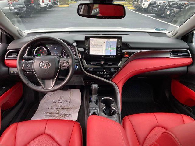 used 2024 Toyota Camry Hybrid car, priced at $31,817