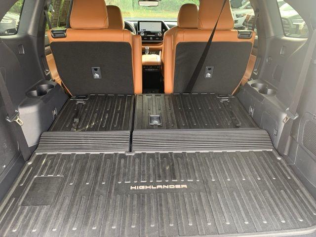 used 2024 Toyota Highlander car, priced at $47,795