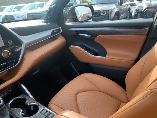 used 2024 Toyota Highlander car, priced at $47,795