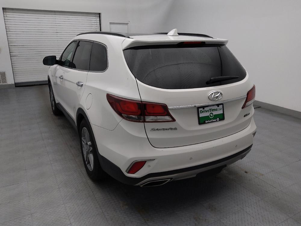used 2018 Hyundai Santa Fe car, priced at $18,495