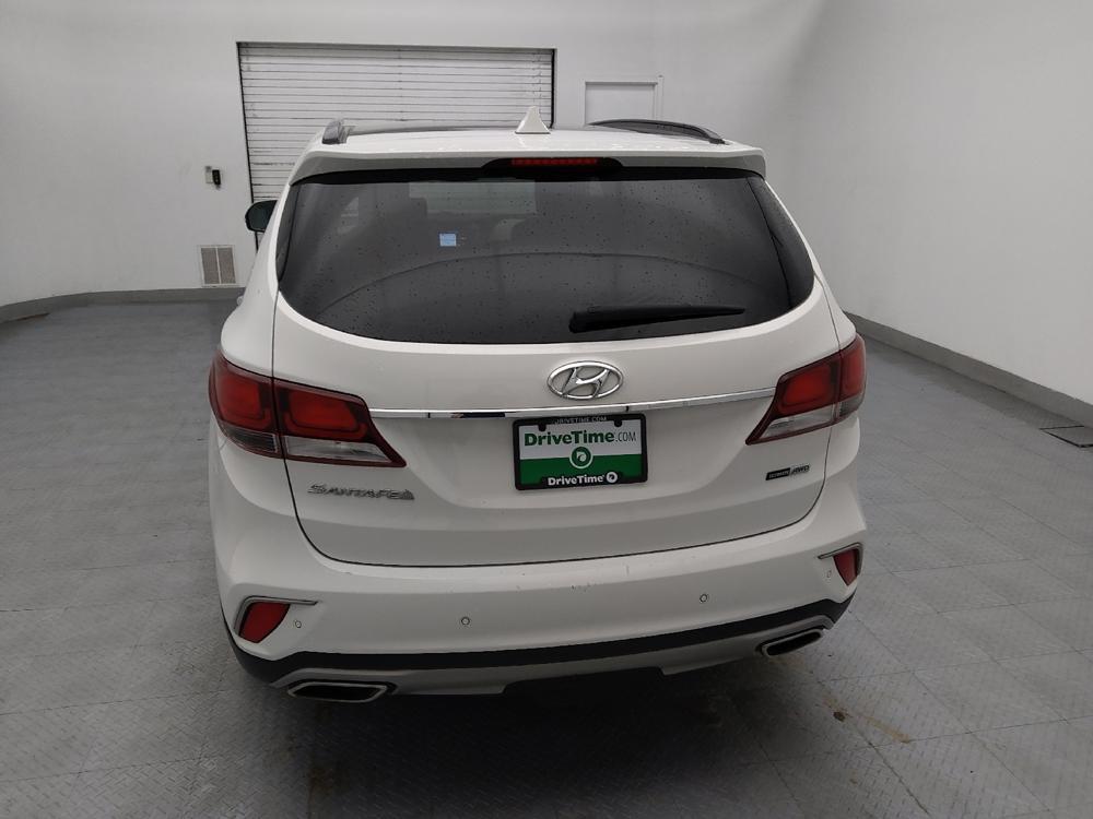 used 2018 Hyundai Santa Fe car, priced at $18,495