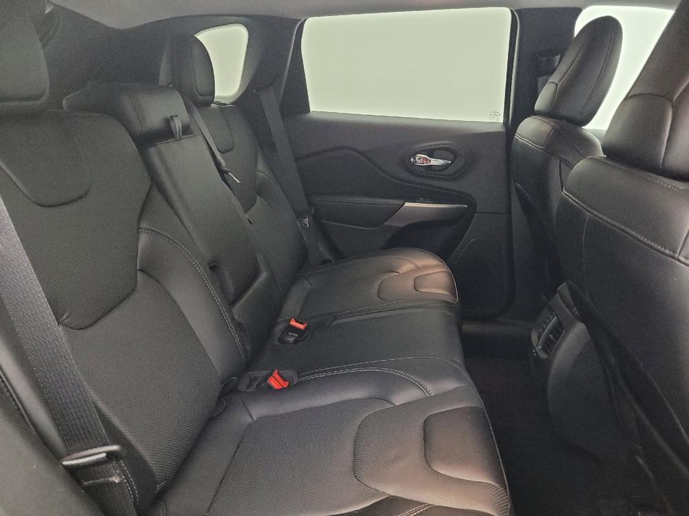 used 2022 Jeep Cherokee car, priced at $22,095