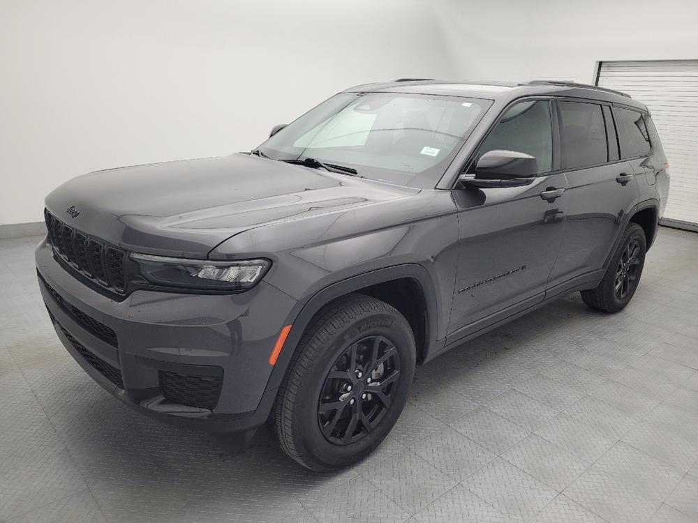used 2024 Jeep Grand Cherokee L car, priced at $29,195