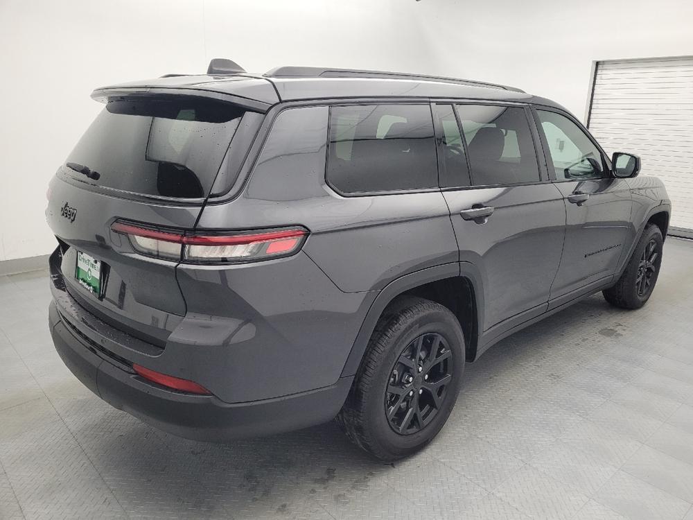 used 2024 Jeep Grand Cherokee L car, priced at $29,195