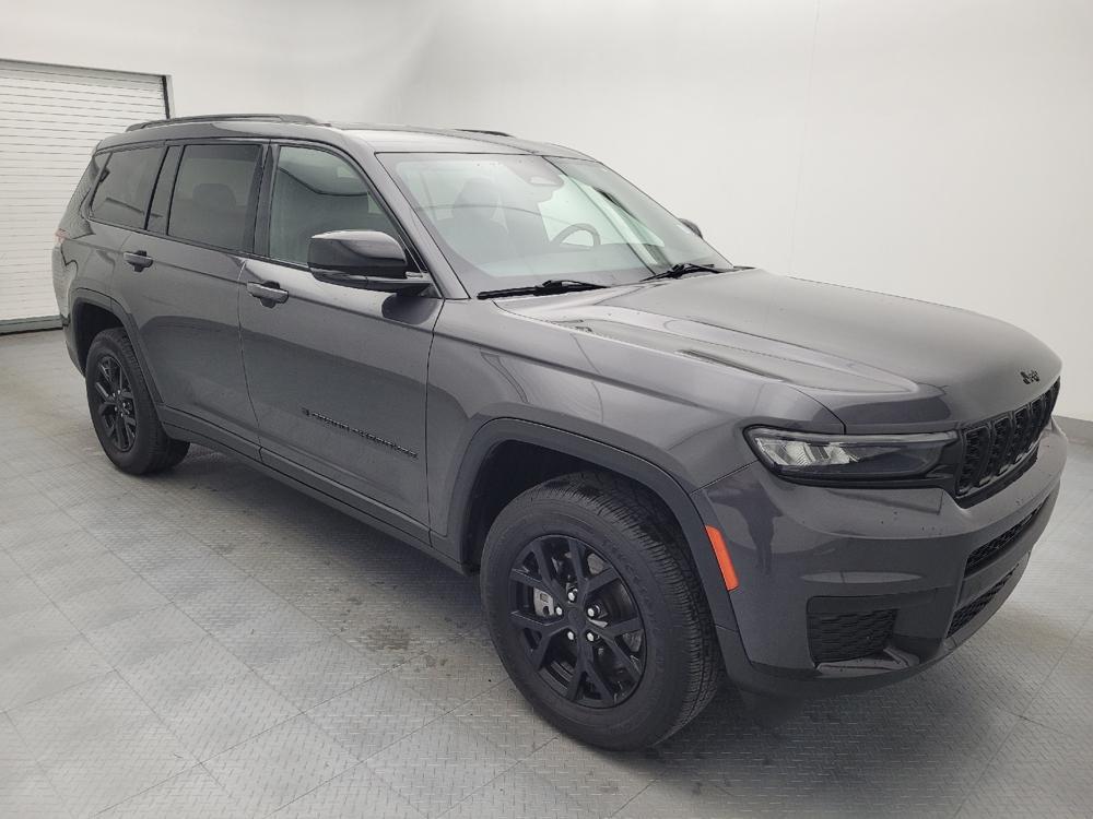 used 2024 Jeep Grand Cherokee L car, priced at $29,195