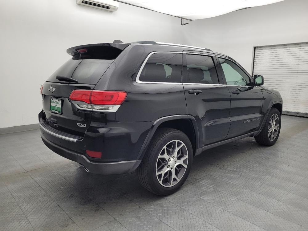 used 2018 Jeep Grand Cherokee car, priced at $18,095