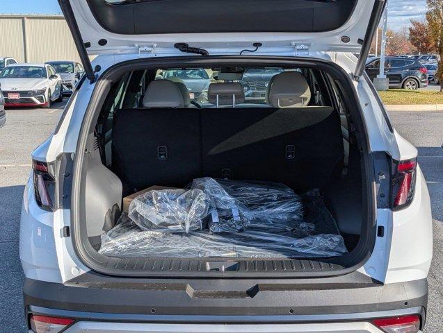 new 2026 Hyundai TUCSON Hybrid car, priced at $45,055