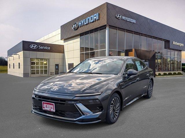 new 2026 Hyundai Sonata Hybrid car, priced at $34,140