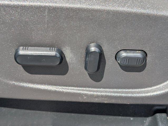 2019 White Platinum Tri-Coat Metallic Ford Escape
