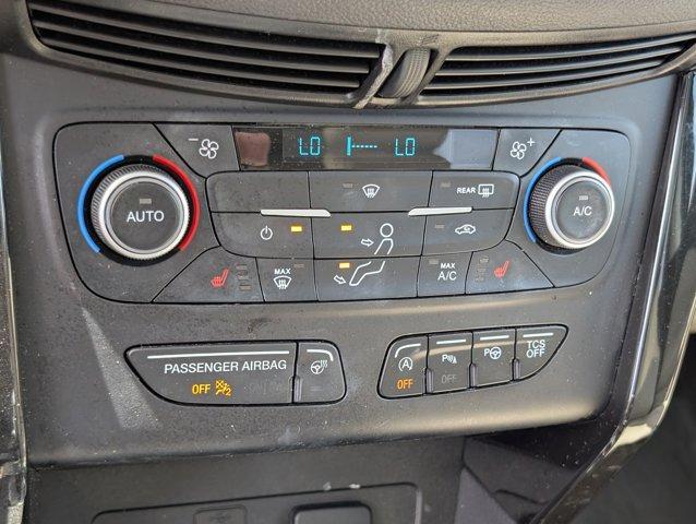 2019 White Platinum Tri-Coat Metallic Ford Escape