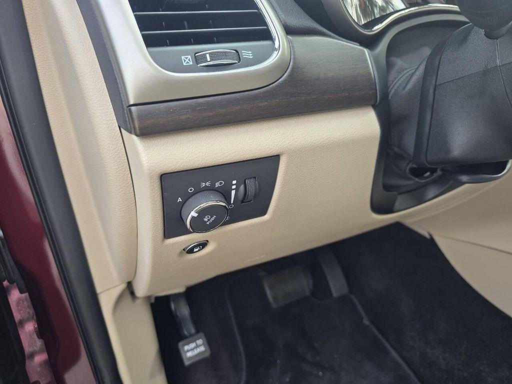 used 2016 Jeep Grand Cherokee car, priced at $11,000