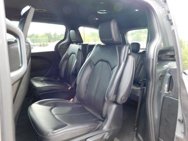 used 2023 Chrysler Pacifica Hybrid car, priced at $32,400