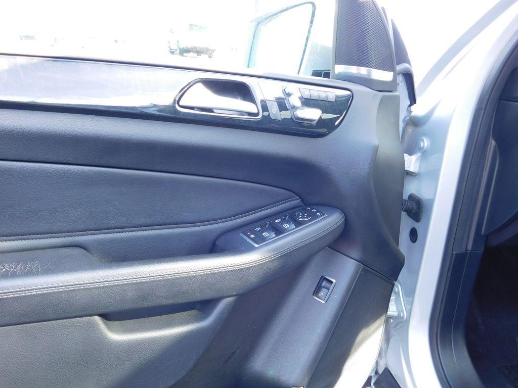 used 2017 Mercedes-Benz GLE 350 car, priced at $14,176