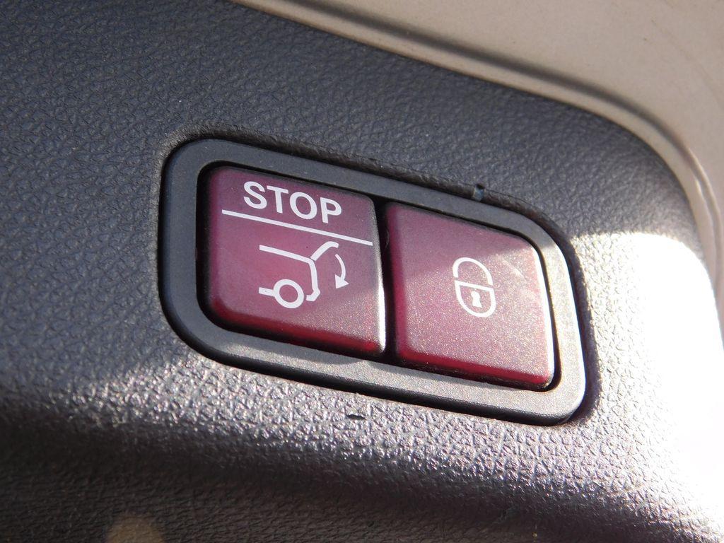 used 2017 Mercedes-Benz GLE 350 car, priced at $14,176