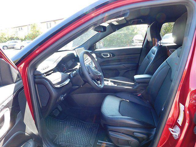 used 2025 Jeep Compass car, priced at $23,244