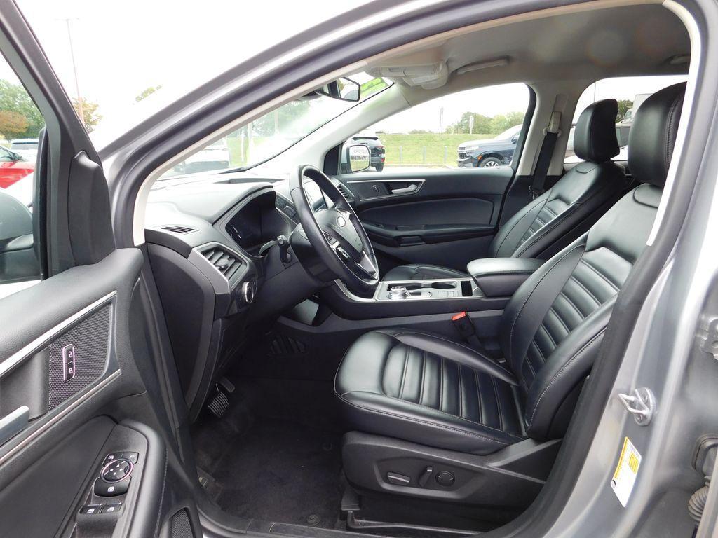 used 2023 Ford Edge car, priced at $19,897