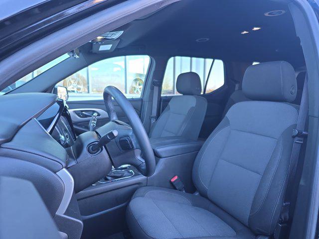used 2023 Chevrolet Traverse car, priced at $27,817