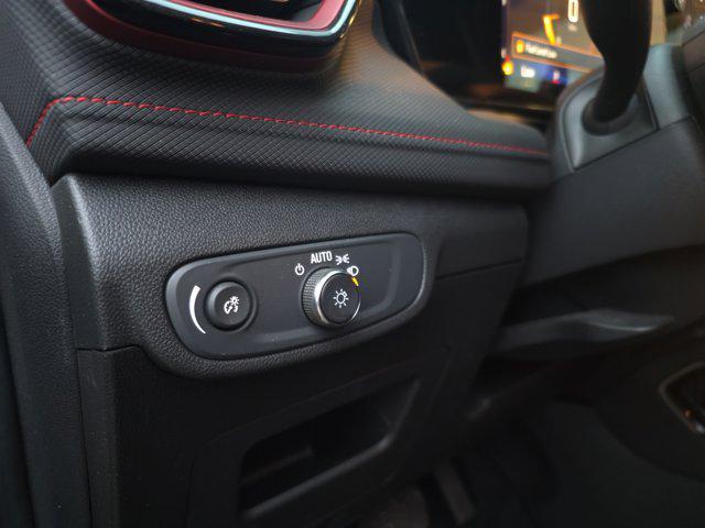 used 2024 Chevrolet TrailBlazer car, priced at $25,181