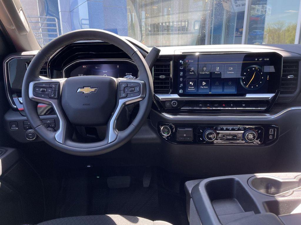 used 2025 Chevrolet Silverado 1500 car, priced at $46,520
