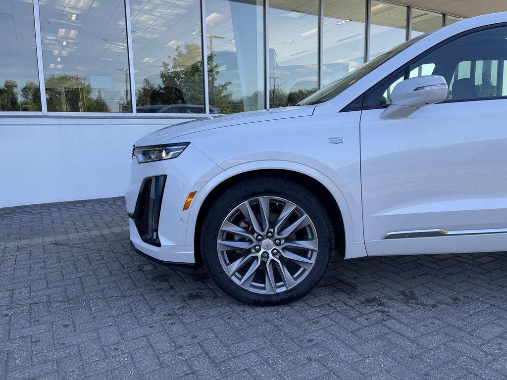 used 2020 Cadillac XT6 car, priced at $26,402