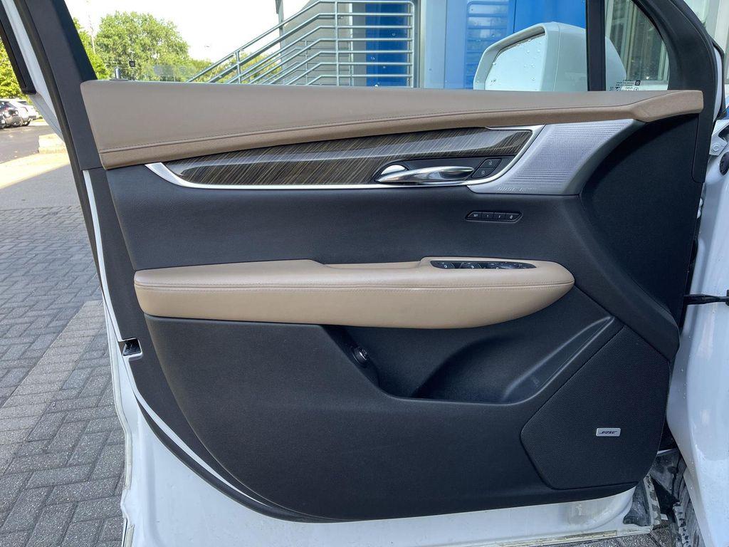 used 2020 Cadillac XT6 car, priced at $26,402