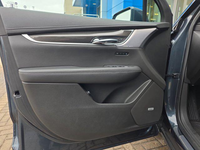 used 2020 Cadillac XT6 car, priced at $28,933