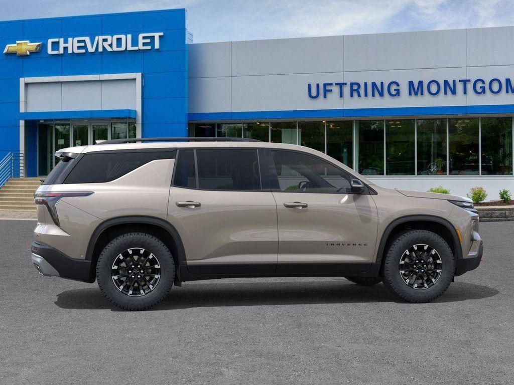 new 2026 Chevrolet Traverse car, priced at $54,045