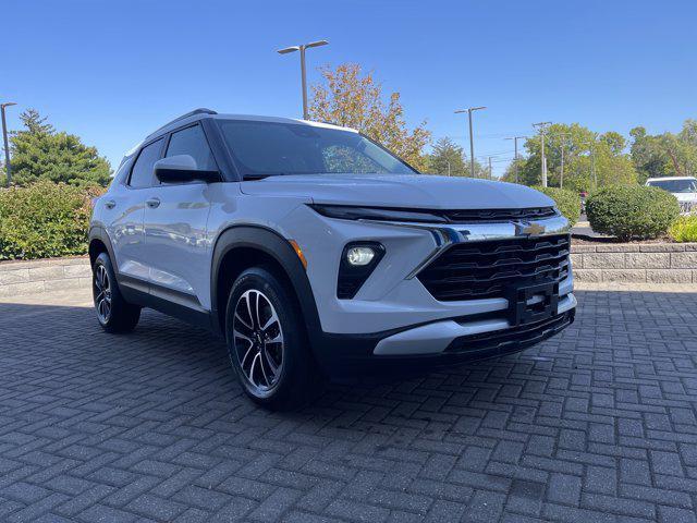 used 2025 Chevrolet TrailBlazer car, priced at $23,706